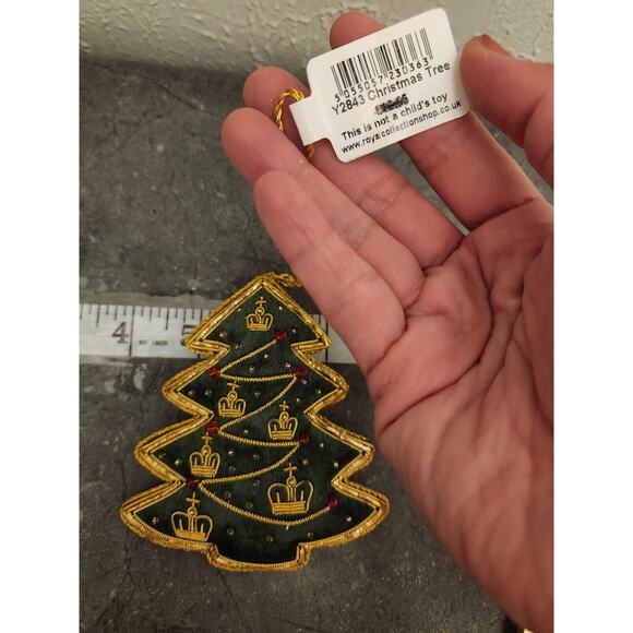 Royal Collection Trust Ornament Christmas Tea Cup Tree & Chair Gold Embroidered - Picture 5 of 12